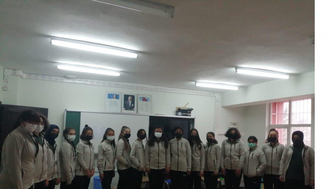 Şehit Fikret Tunç Ç.P.Anadolu Lisesi Kız Voleybol Takımı